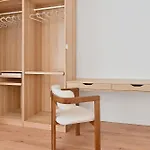 Beautiful 2-room In Center With Kitchen And Free Wifi דירה