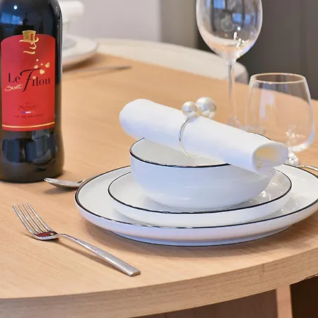 Beautiful 2-room In Center With Kitchen And Free Wifi